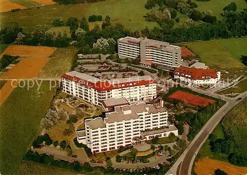 AK / Ansichtskarte Bad Krozingen Kurkliniken Lazariterhof Schwarzwaldklinik Sinnighofen und Haus Baden Fliegeraufnahme Kat. Bad Krozingen