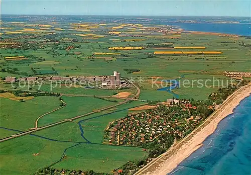 AK / Ansichtskarte Kalifornien Ostseebad Fliegeraufnahme mit Ferienzentrum Holm