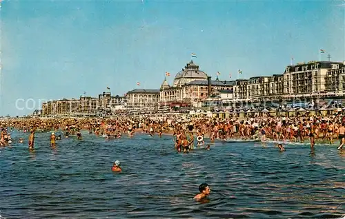 AK / Ansichtskarte Scheveningen Strand mit Kurhaus Kat. Scheveningen