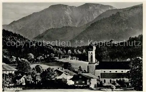 AK / Ansichtskarte Fischbachau Ortsansicht mit Kirche Alpen Kat. Fischbachau