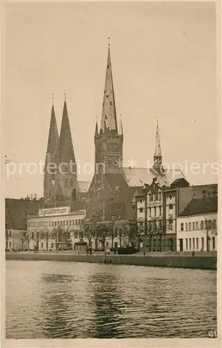 AK / Ansichtskarte Luebeck Partie an der Trave Kirchen Kat. Luebeck