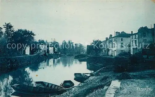 AK / Ansichtskarte Coulon Le Marais Poitevin La Sevre Niortaise Kat. Coulon