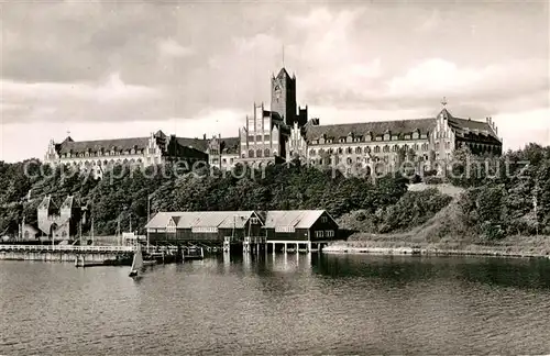 AK / Ansichtskarte Flensburg Marine Kaserne Kat. Flensburg