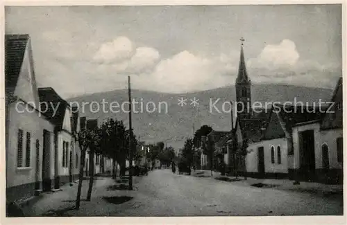 AK / Ansichtskarte Unterpullendorf Ortsmotiv mit Kirche Sommerfrische