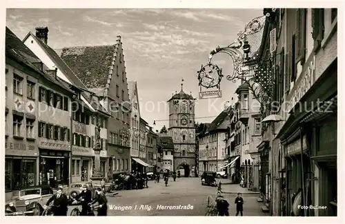 AK / Ansichtskarte Wangen Allgaeu Herrenstrasse Innenstadt Tuerschild Torbogen Kat. Wangen im Allgaeu