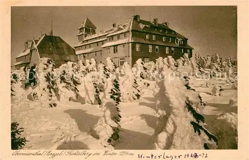 AK / Ansichtskarte Oberwiesenthal Erzgebirge Fichtelberg im Winter Unterkunftshaus Kat. Oberwiesenthal