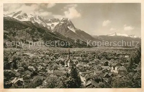 AK / Ansichtskarte Garmisch Partenkirchen gegen Zugspitze und Tirol Kat. Garmisch Partenkirchen