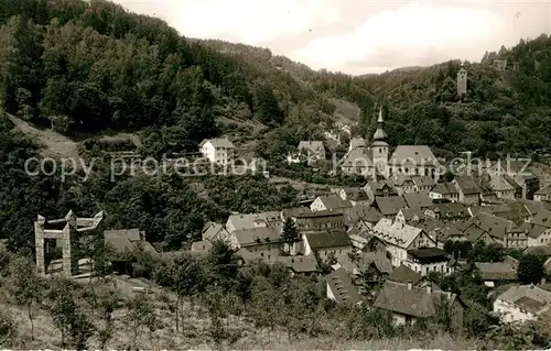 AK / Ansichtskarte Bad Berneck Ortsansicht mit Kirche und Schlossberg Kat. Bad Berneck Fichtelgebirge