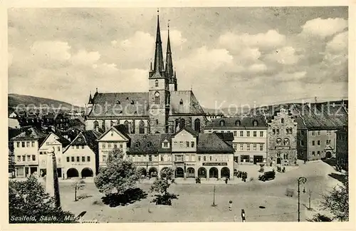 AK / Ansichtskarte Saalfeld Saale Markt Kirche Kat. Saalfeld