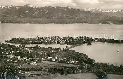 AK / Ansichtskarte Lindau Bodensee Fliegeraufnahme Hafen Kat. Lindau (Bodensee)