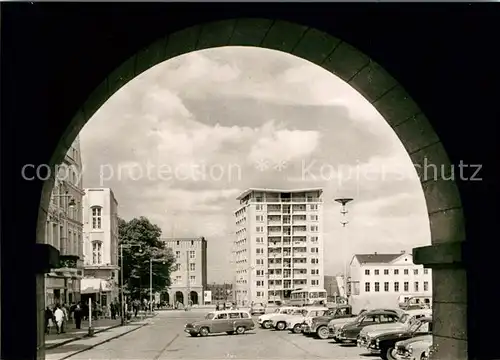 AK / Ansichtskarte Rostock Mecklenburg Vorpommern Hochhaus Ernst Thaelmann Platz Kat. Rostock