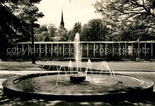 AK / Ansichtskarte Bad Elster An der Wandelhalle Springbrunnen Kat. Bad Elster