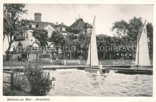 AK / Ansichtskarte Steinhude Strandhotel Segelboot Steinhuder Meer Kat. Wunstorf