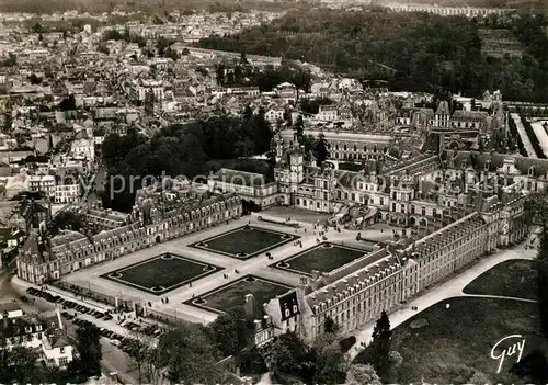 AK / Ansichtskarte Fontainebleau Seine et Marne Fliegeraufnahme Kat. Fontainebleau