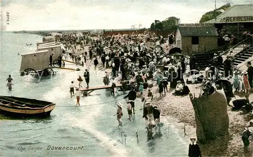 AK / Ansichtskarte Dovercourt The Sands Beach Kat. Tendring