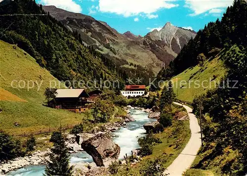 AK / Ansichtskarte Mayrhofen Zillertal Gasthof Pension Zillergrund mit Brandbergkolm Zillertaler Alpen Kat. Mayrhofen