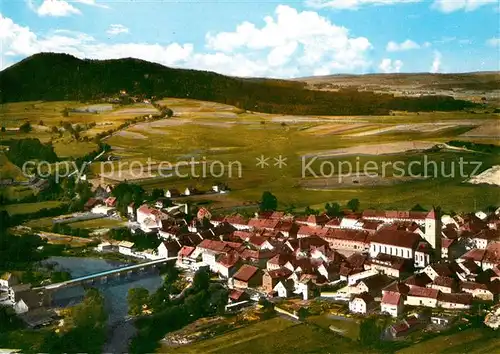 AK / Ansichtskarte Roetz Niederbayern Fliegeraufnahme Kat. Schoenberg