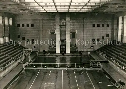 AK / Ansichtskarte Rostock Mecklenburg Vorpommern Hallenschwimmbad Neptun Kat. Rostock