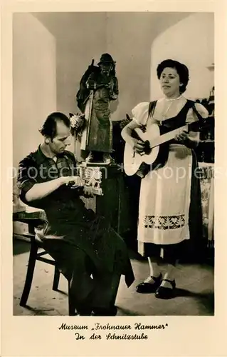 AK / Ansichtskarte Frohnau Annaberg Museum Frohnauer Hammer Schnitzstube Schnitzermeister Meier mit Lieselotte Meier Kat. Annaberg