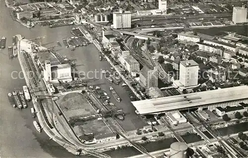 AK / Ansichtskarte Kleinhueningen Rheinhafen Fliegeraufnahme Kat. Basel