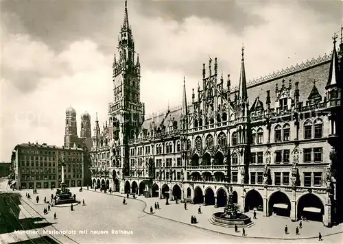 AK / Ansichtskarte Muenchen Marienplatz neues Rathaus Kat. Muenchen