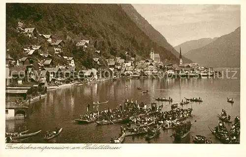 AK / Ansichtskarte Hallstatt Salzkammergut Fronleichnamprozession am Hallstaettersee Kat. Hallstatt