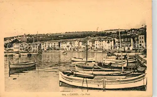 AK / Ansichtskarte Cassis Le Port Kat. Cassis