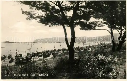 AK / Ansichtskarte Binz Ruegen Strand Kat. Binz