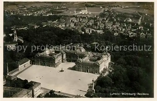 AK / Ansichtskarte Wuerzburg Fliegeraufnahme Residenz Kat. Wuerzburg