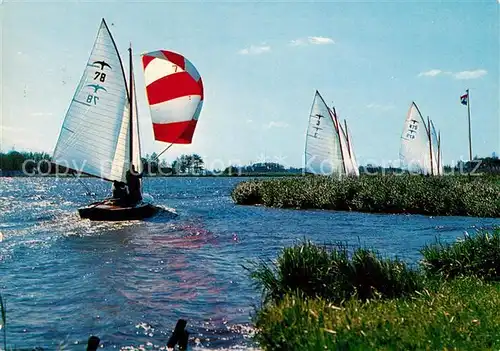 AK / Ansichtskarte Sneek Zeilen op die Friese Meren Segeln Kat. Sneek