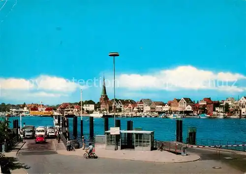 AK / Ansichtskarte Travemuende Ostseebad Anlegestelle der Priwall Faehre Kat. Luebeck