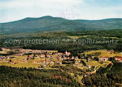 AK / Ansichtskarte Spiegelau Panorama Erholungsort mit Rachel Bayerischer Wald Fliegeraufnahme Kat. Spiegelau