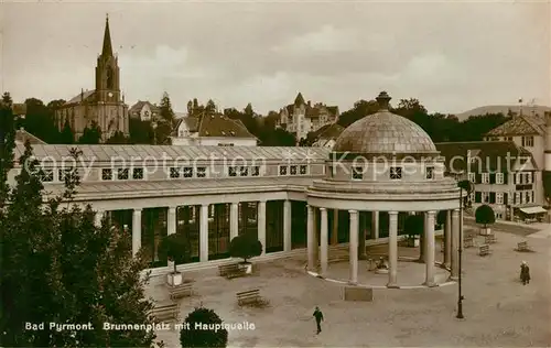 AK / Ansichtskarte Pyrmont Bad Brunnenplatz Kat. Bad Pyrmont