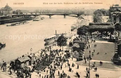 AK / Ansichtskarte Dresden Bruehlsche Terrasse Kat. Dresden Elbe