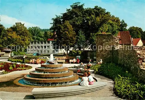 AK / Ansichtskarte Bad Orb Springbrunnen mit Stadtmauer Kat. Bad Orb