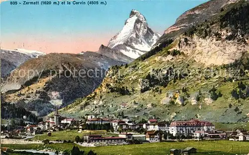 AK / Ansichtskarte Zermatt VS mit Matterhorn Kat. Zermatt