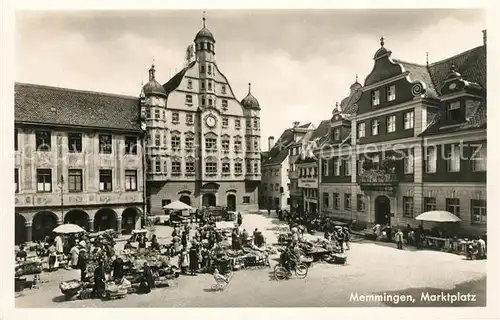 AK / Ansichtskarte Memmingen Marktplatz Rathaus Kat. Memmingen
