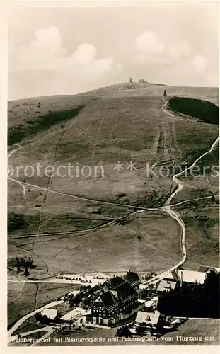 AK / Ansichtskarte Feldberg Schwarzwald Feldbergerhof mit Bismarcksaeule und Feldbergturm Fliegeraufnahme Kat. Feldberg (Schwarzwald)