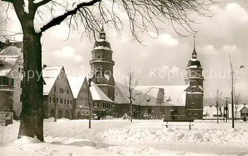 AK / Ansichtskarte Freudenstadt Marktplatz mit ev Stadtkirche im Winter Kurort im Schwarzwald Kat. Freudenstadt