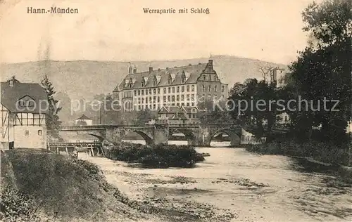 AK / Ansichtskarte Hann. Muenden Werrapartie mit Schloss Kat. Hann. Muenden