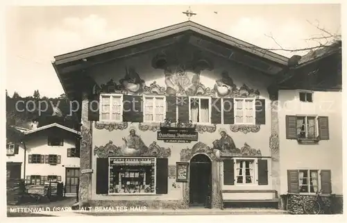 AK / Ansichtskarte Mittenwald Bayern altes bemaltes Haus Kat. Mittenwald