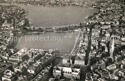 AK / Ansichtskarte Hamburg Binnenalster und Aussenalster Fliegeraufnahme Kat. Hamburg