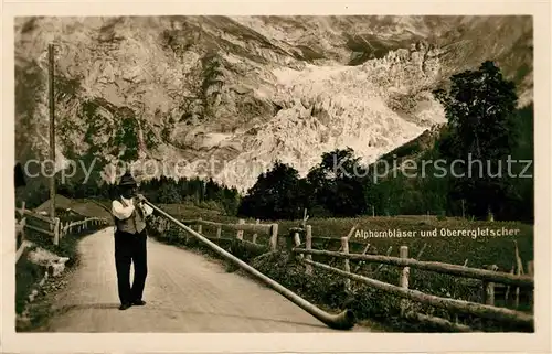 AK / Ansichtskarte Alphorn Alphornblaeser Oberergletscher  Kat. Musik