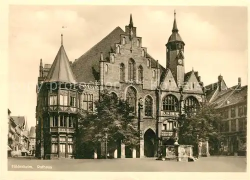 AK / Ansichtskarte Hildesheim Rathaus Kat. Hildesheim