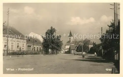 AK / Ansichtskarte Probstdorf Wien Platz Blick zur Kirche