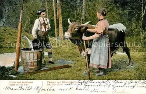 AK / Ansichtskarte Kuehe Senn und Sennerin  Kat. Tiere