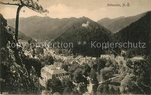 AK / Ansichtskarte Gutenstein Niederoesterreich mit Ruine Kat. Gutenstein