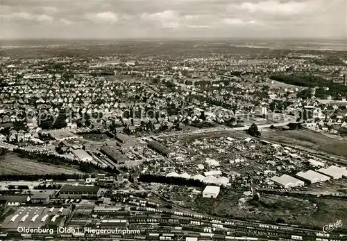 AK / Ansichtskarte Oldenburg Niedersachsen Fliegeraufnahme Kat. Oldenburg (Oldenburg)