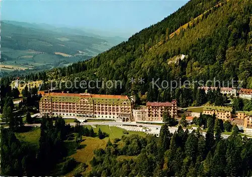 AK / Ansichtskarte Semmering Niederoesterreich Fliegeraufnahme Kurkliniken Kat. Semmering