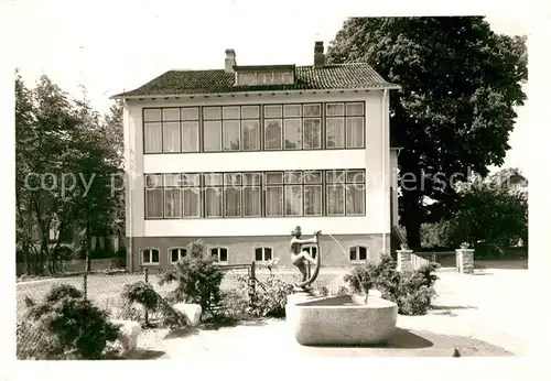 AK / Ansichtskarte Bad Pyrmont Kurklinik Statue Kat. Bad Pyrmont